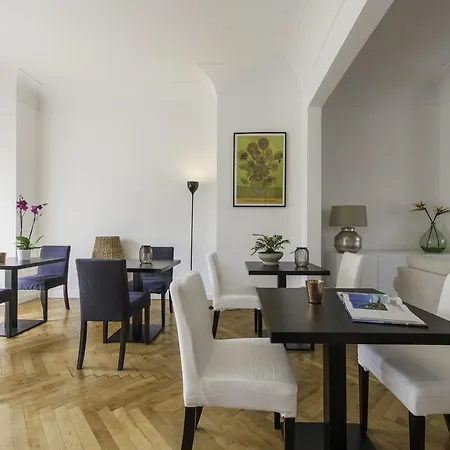 Villa Verde La Rochelle ホテル