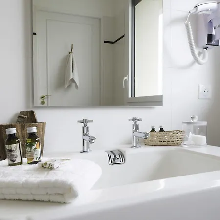 ホテル Villa Verde La Rochelle 3*