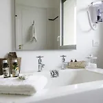 Hotel Villa Verde La Rochelle 3*