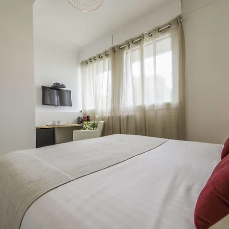Villa Verde La Rochelle Hotel