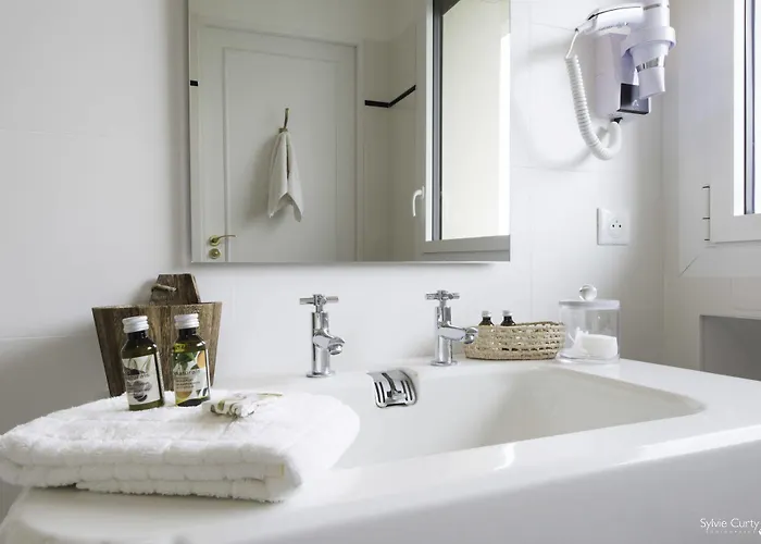 Hotel Villa Verde La Rochelle 3*