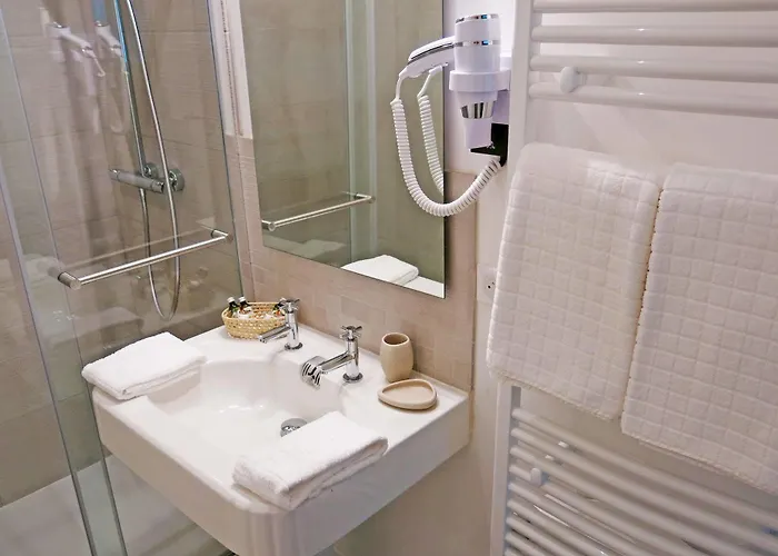 Hotel Villa Verde La Rochelle 3*